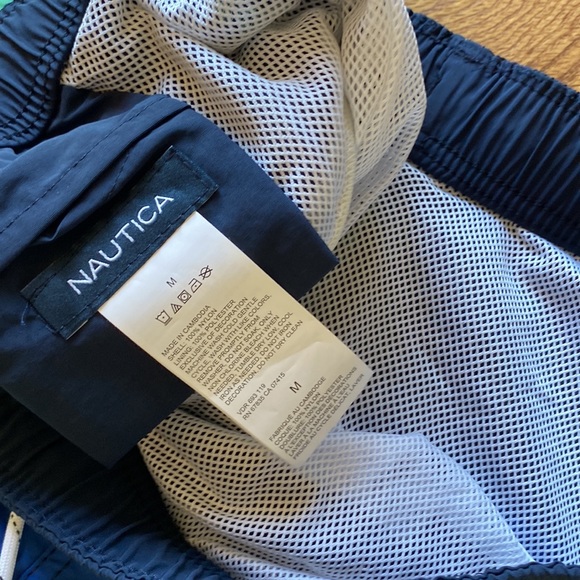Men’s Nautica swim shorts. NWT. - Picture 4 of 4
